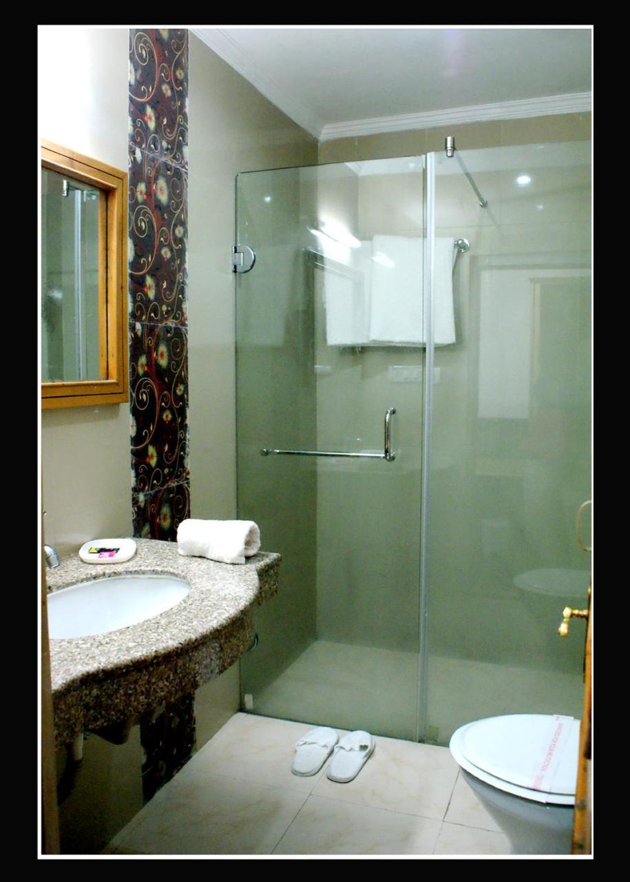 Hotel Jupiter Manāli Zewnętrze zdjęcie