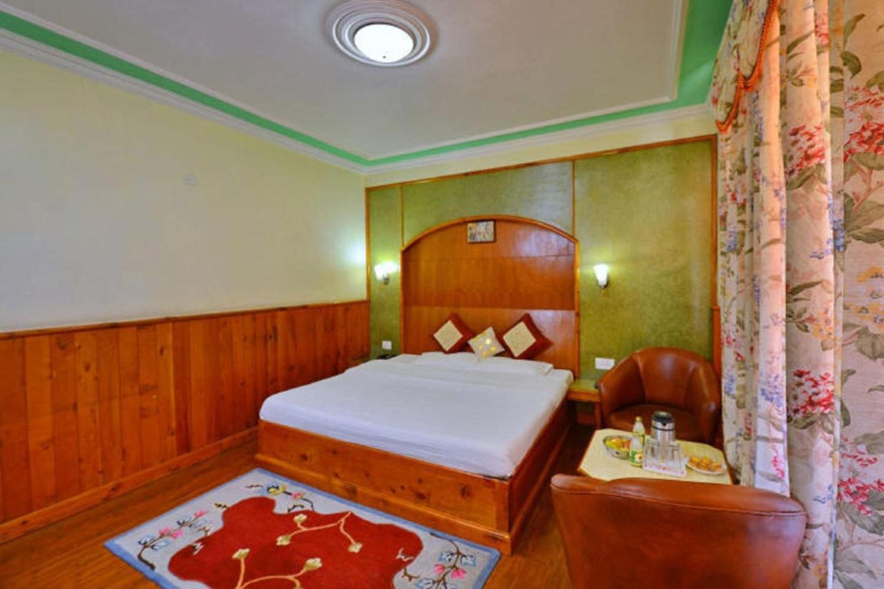 Hotel Jupiter Manāli Zewnętrze zdjęcie
